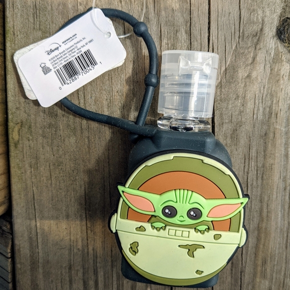 STAR WARS The Mandalorian Mug & Sanitizer Holder - Picture 4 of 5